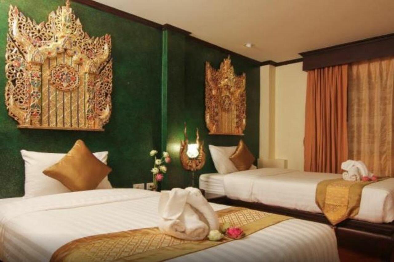 Pl Guesthouse Patong Exterior photo