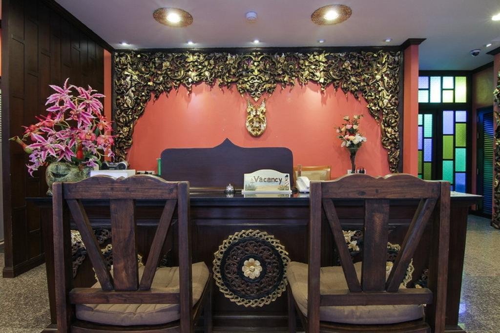 Pl Guesthouse Patong Exterior photo
