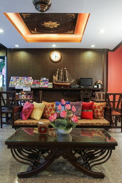 Pl Guesthouse Patong Exterior photo